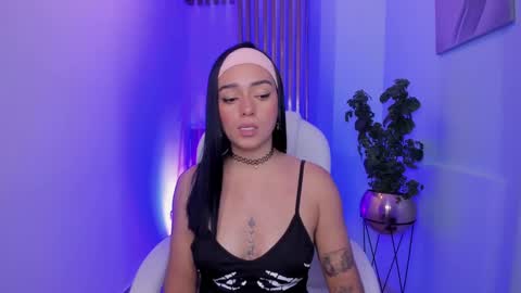EmiliaRose online show from 03-02-25, 11:42
