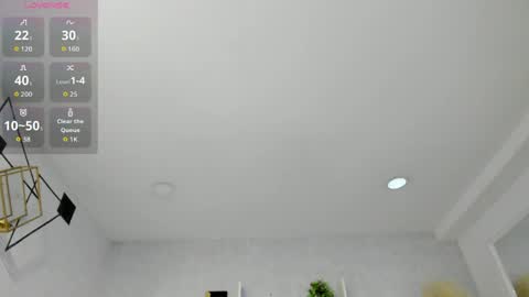 Snapshot of emiliarose_ chatting on 05-15-26, 09:55 EmiliaRose online show from 05-15-26, 09:55