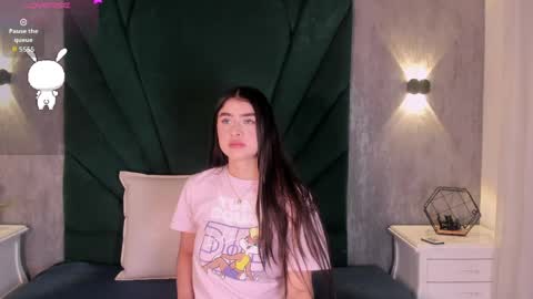 Emilie online show from 04-01-26, 11:33