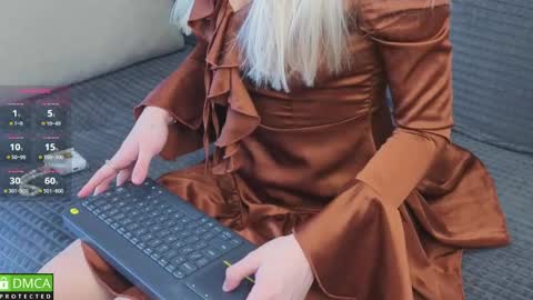 emilielong online show from 04-16-26, 05:41