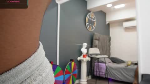 Emilio online show from 04-10-26, 11:04