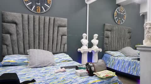 Snapshot of emilio_brandon chatting on 05-19-26, 11:05 Emilio online show from 05-19-26, 11:05