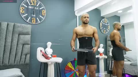 Snapshot of emilio_brandon chatting on 06-04-26, 10:54 Emilio online show from 06-04-26, 10:54