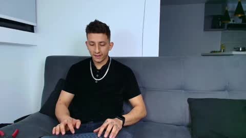 Snapshot of emiliocum_24 chatting on 02-12-25, 05:15 EMILIOCUM online show from 02-12-25, 05:15