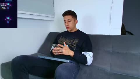 Snapshot of emiliocum_24 chatting on 02-17-25, 12:21 EMILIOCUM online show from 02-17-25, 12:21