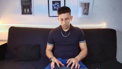 EMILIOCUM online show from 06-17-26, 03:02