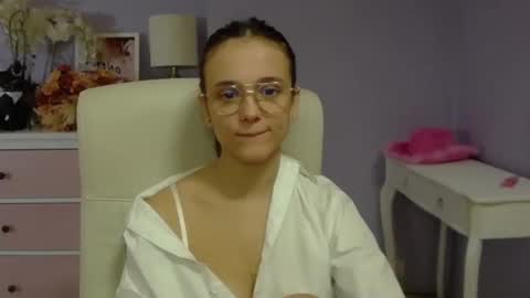 Snapshot of emilly_lust99 chatting on 01-20-25, 07:36 Emilly online show from 01-20-25, 07:36