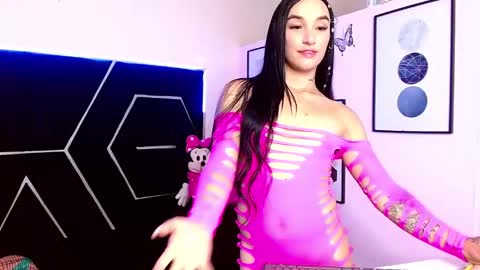 emillystonex online show from 12-15-25, 10:25