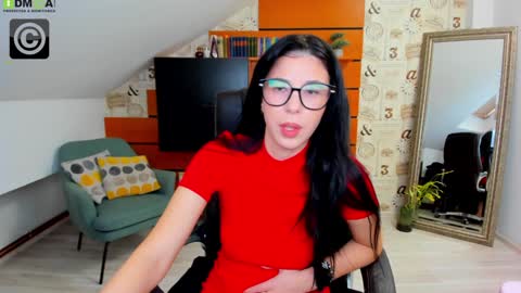 Snapshot of emillytaylor chatting on 01-20-25, 07:25 EmillyTaylor online show from 01-20-25, 07:25