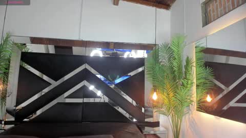 Emily  online show from 12-05-25, 10:46