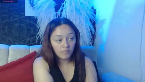 Snapshot of emily308876 chatting on 06-04-26, 01:50 emily308876 online show from 06-04-26, 01:50