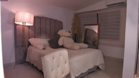  emily valentina     online show from 05-23-26, 03:05