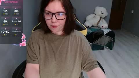 Snapshot of emily_amorre chatting on 11-07-25, 04:51 Emily 3 online show from 11-07-25, 04:51