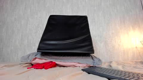 Emily online show from 01-14-25, 11:27