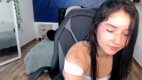 Emily Carter online show from 01-21-25, 02:54