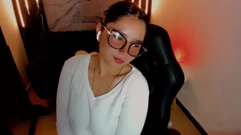 Emily Carter online show from 09-23-25, 03:26