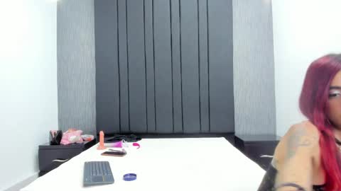 Emily online show from 06-05-26, 04:08