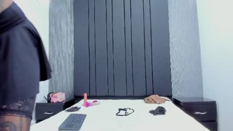Emily online show from 07-22-26, 04:04