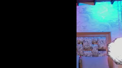 Snapshot of emily_dempsey chatting on 04-22-26, 07:37 emily_dempsey online show from 04-22-26, 07:37