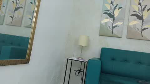 emily_gaviria1 online show from 04-19-26, 12:26