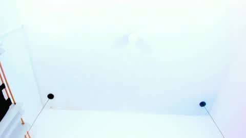 Emi  online show from 01-20-25, 01:21