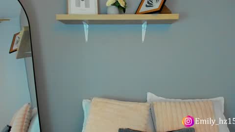 Emily online show from 12-05-24, 10:55