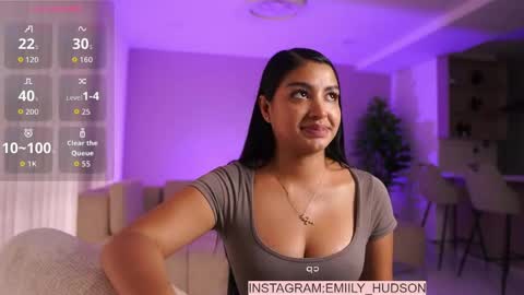 Snapshot of emily_huddson_ chatting on 05-21-26, 10:17 independet model online show from 05-21-26, 10:17
