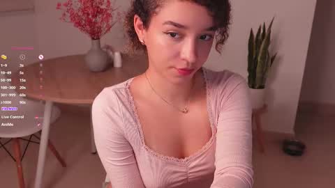 Juliana online show from 02-10-25, 11:34