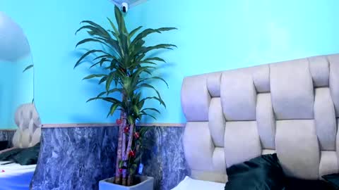 Emily online show from 03-04-25, 09:00