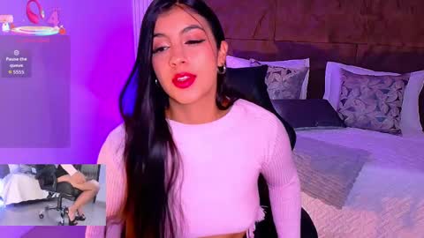 Emily online show from 10-17-25, 12:19