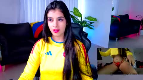 Emily online show from 06-17-26, 11:56