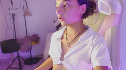 mily online show from 06-04-26, 07:09