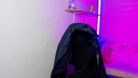 emily_lindey online show from 11-21-25, 03:27