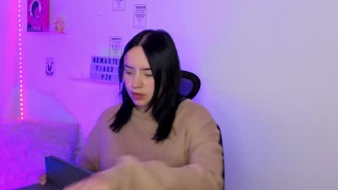 Emily Lindey online show from 03-21-26, 07:13