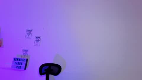 Emily Lindey online show from 03-24-26, 07:02