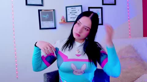 Emily Lindey online show from 07-26-26, 04:03