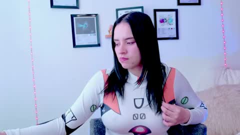 Emily Lindey online show from 07-27-26, 05:53