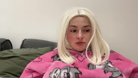 emily_morning_dew online show from 11-27-25, 09:39