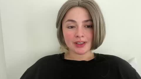 emily_morning_dew online show from 04-19-26, 08:02