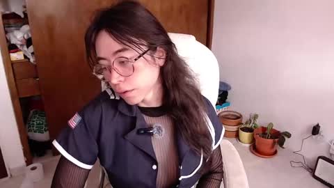 emily_pearl_ online show from 09-11-25, 02:06