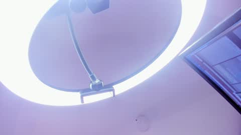 Snapshot of emily_roux chatting on 12-07-24, 07:27 EMILY online show from 12-07-24, 07:27