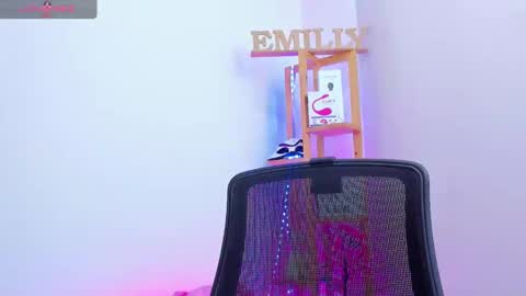 Emily online show from 10-23-25, 01:54