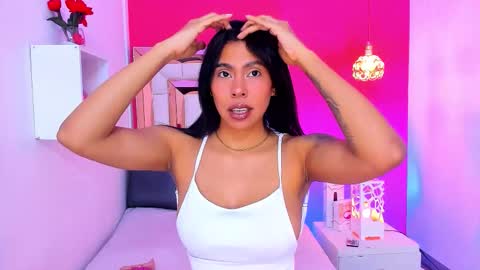 Snapshot of emily_sexy3 chatting on 09-13-25, 11:32 Emily online show from 09-13-25, 11:32