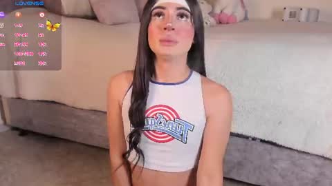 Emily. online show from 06-11-26, 02:53