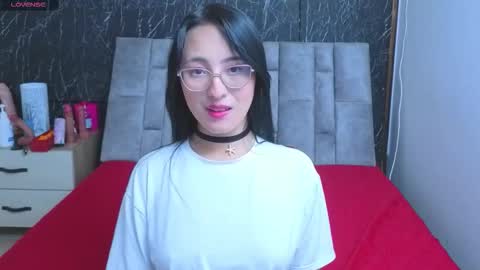 emily_vermont online show from 11-19-25, 03:28