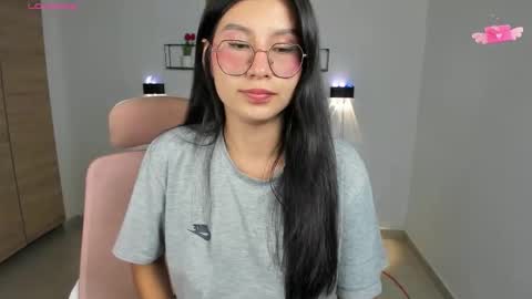 Emi online show from 11-25-25, 09:59