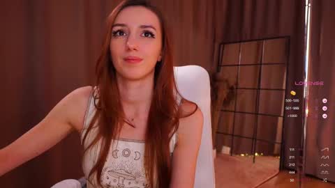 Snapshot of emily_w0w_ chatting on 02-09-25, 06:58 Lia online show from 02-09-25, 06:58
