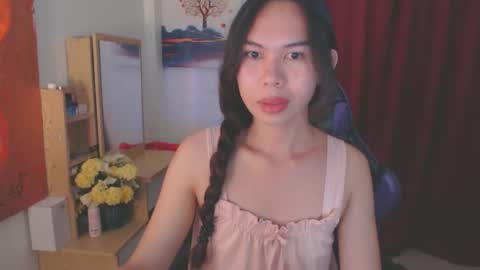 emily_xo143 online show from 03-08-26, 12:42