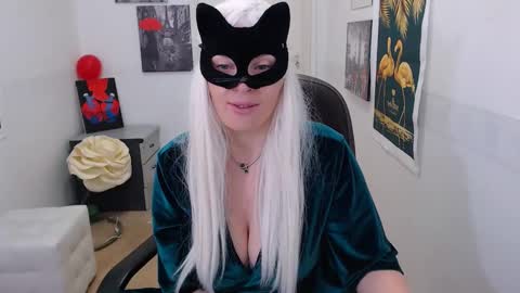 Emily online show from 02-13-25, 07:03