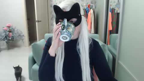 Emily online show from 02-03-26, 06:24